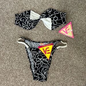 VINTAGE Venus Bikini Set
